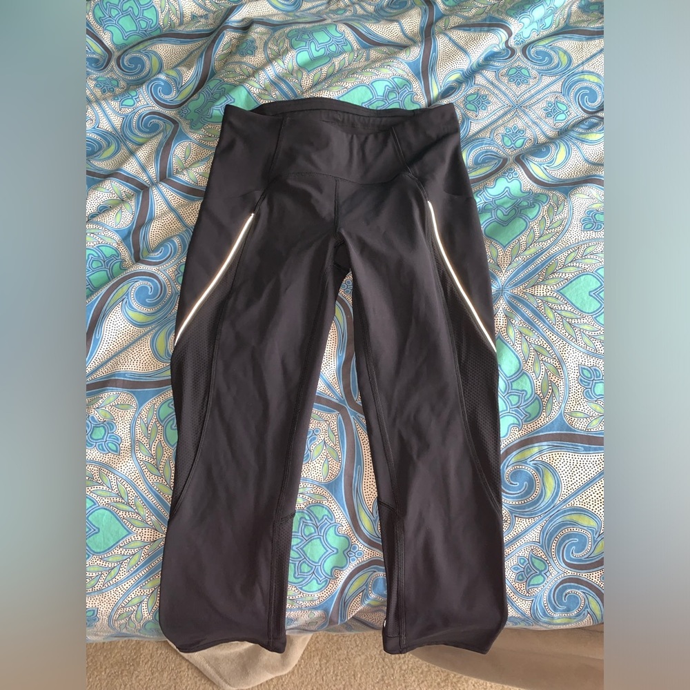 Lululemon crop leggings!